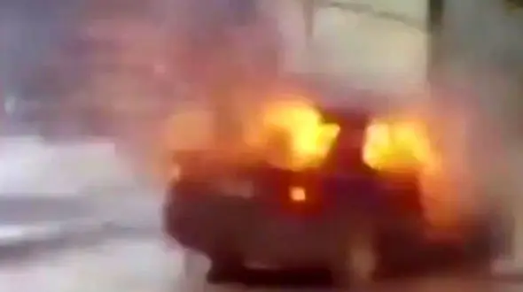 انفجار هولناک خودرو / 3 سرنشین زنده زنده سوختند + فیلم