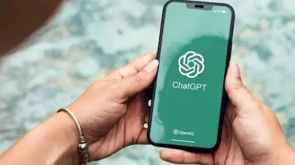 پژوهش جدید: ارتباط میان خودشیفتگی و سوءاستفاده از هوش مصنوعی