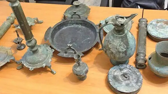 
کشف عتیقه‌هایی از هزاره دوم قبل از میلاد در البرز
