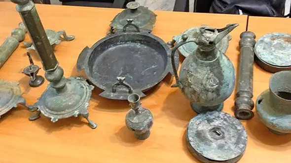 
کشف عتیقه‌هایی از هزاره دوم قبل از میلاد در البرز
