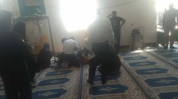  حادثه برق گرفتگی در نماز جمعه ریحانشهر زرند