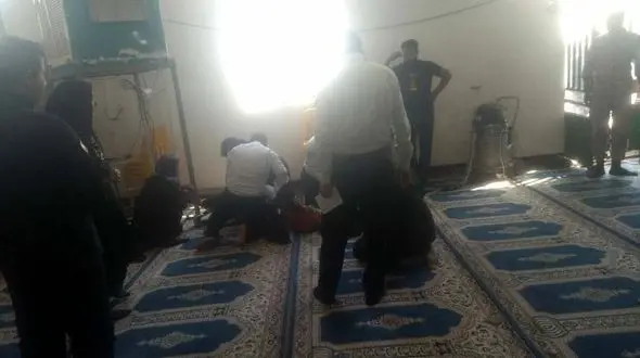  حادثه برق گرفتگی در نماز جمعه ریحانشهر زرند