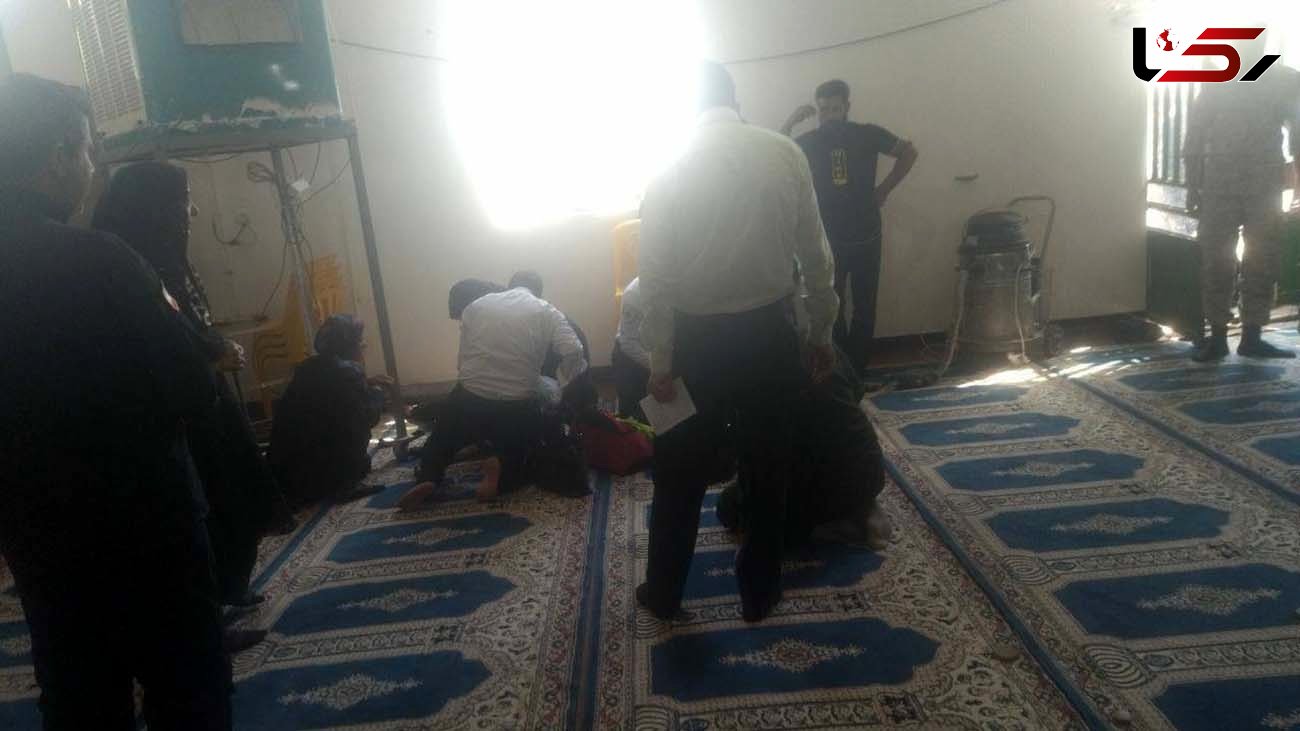  حادثه برق گرفتگی در نماز جمعه ریحانشهر زرند