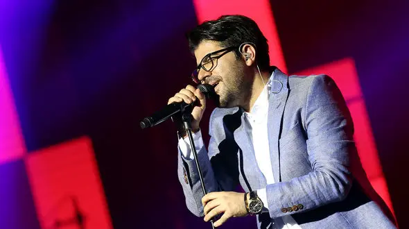 کنسرت موسیقی حامد همایون با یاد شهید حججی برگزار شد +عکس 