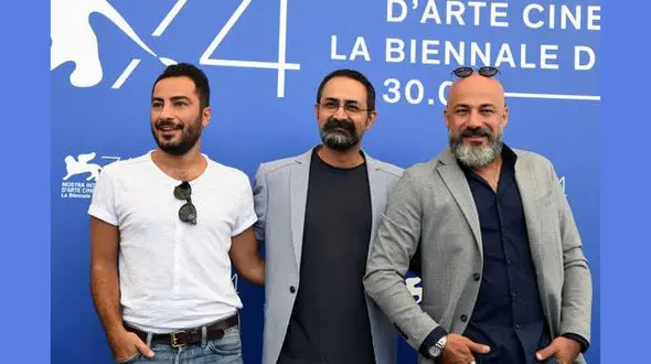 امیر آقایی، نوید محمدزاده و وحید جلیلوند در جشنواره فیلم ونیز + فیلم