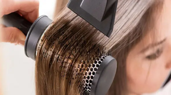 کارهای غلطی که شوره سر را زیاد می کند