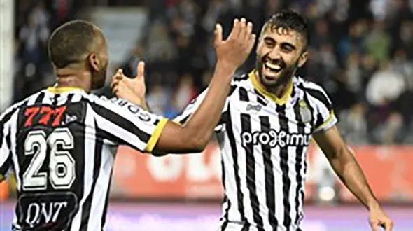 کاوه رضایی مدعی کسب جایزه گاو طلایی