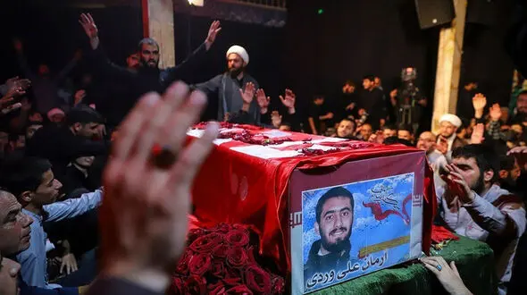  رأی اخیر صادر شده در پرونده شهید آرمان علی وردی مربوط به موضوع قتل در دادگاه کیفری است/ پرونده دادگاه انقلاب مفتوح و در حال رسیدگی است 