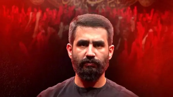 مداحی باشکوه و حماسی وقت پیکاره با صدای حسین طاهری / وقتشه شیعه تو مسجد الحرام پرچم علی رو بالا ببره
+ موزیک ویدیو و دانلود