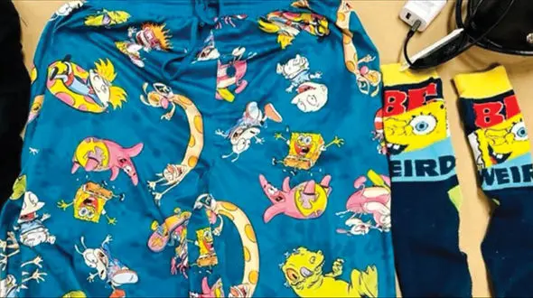 دزدی با شلوار و جوراب باب اسفنجی کار دست سارق نقابدار داد / سارق جوان عاشق برنامه کودک بود! + عکس