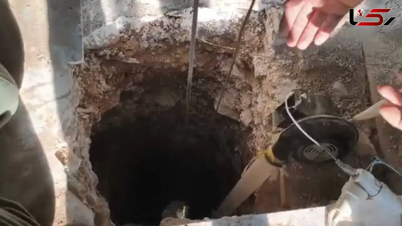 نجات معجزه‌آسای زن 40 ساله از عمق 15 متری چاه فاضلاب در کاشان