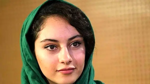 استایل جدید  پاییزی ترلان پروانه در کافه