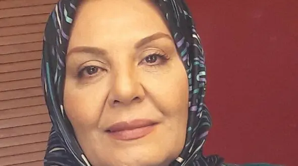 عکس / نگاهی به حیاط سرسبز و دلباز زهره حمیدی/ خونه نگو بهشت بگو باغ بگو  / روحش شاد