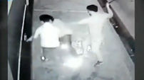 فیلم لحظه حمله به پسر تیزهوش برای سرقت موبایل