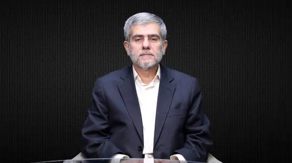 فریدون عباسی: بهتر است رقبای "رئیسی" هم وزن خودش باشند / شورای نگهبان نمره افراد را اعلام کند 