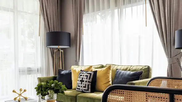 ارز واردات پارچه رومبلی و پرده حذف شد