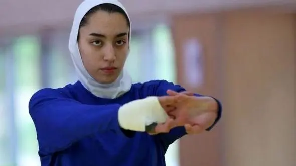 زنانی که بازیچه ضدانقلاب شدند/ از پادویی شجری‌زاده برای «جوجه اردک زشت» تا کشف حجاب «کیمیا علیزاده»