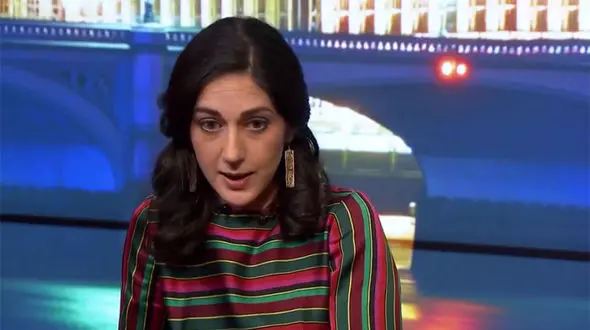 زهرا امیرابراهیمی به ایران برگردد باید شلاق بخورد !  او پذیرفت بازیگر فیلم سیاه خودش بود!