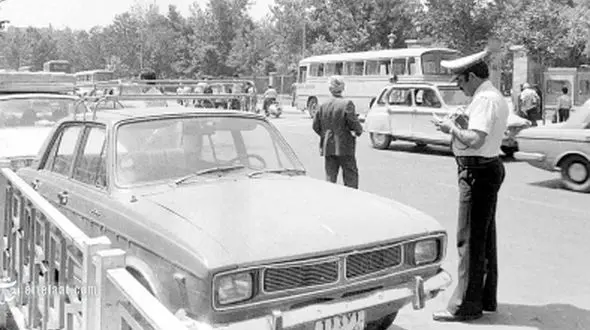 تغییرات جریمه‌ های رانندگی سال 54؛ از 50 تا 500 تومان چقدر بازدارنده بود؟