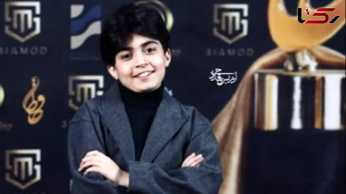 فیلم / نگاهی به استایل فوق حماسه ای رایان سرلک درجشن حافظ / کت اورسایز، شلوار جین زاپ‌دار و کفش‌های حجیم  ...