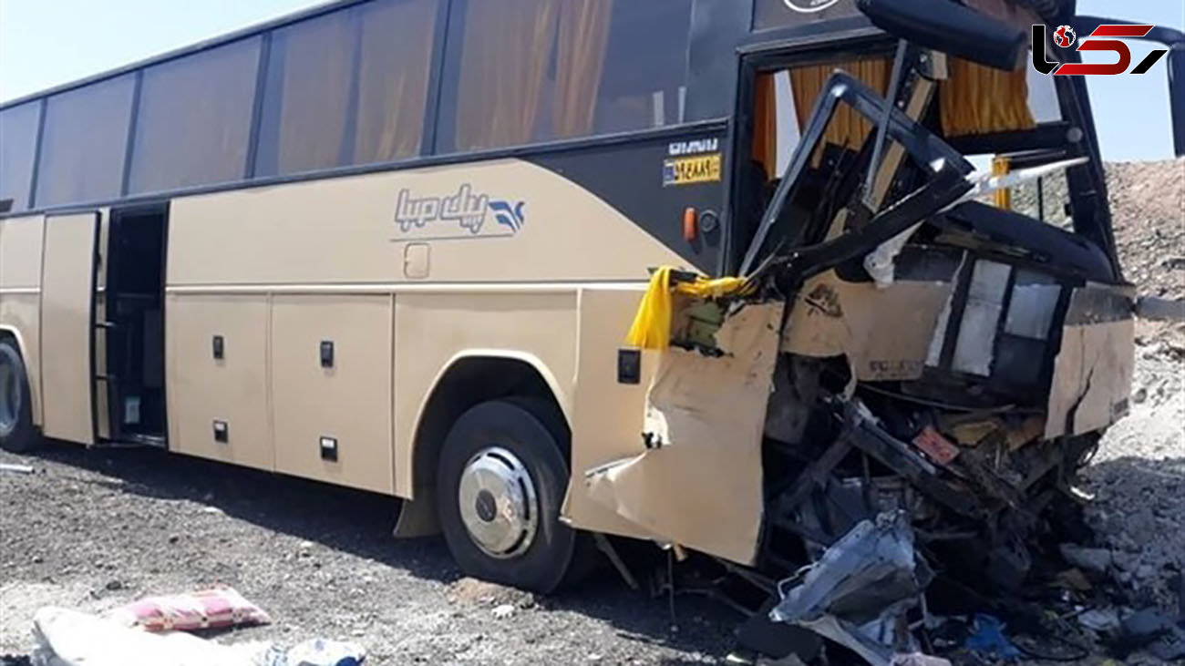 تصادف هولناک اتوبوس دانش آموزان یزدی با کامیون + وضعیت مصدومان و جزییات