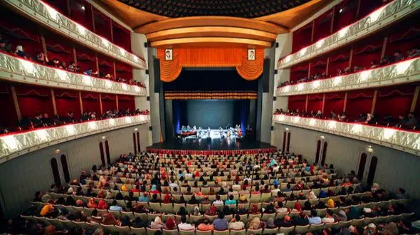 بازار گرم گیشه آنلاین تئاتر در بهار 1404