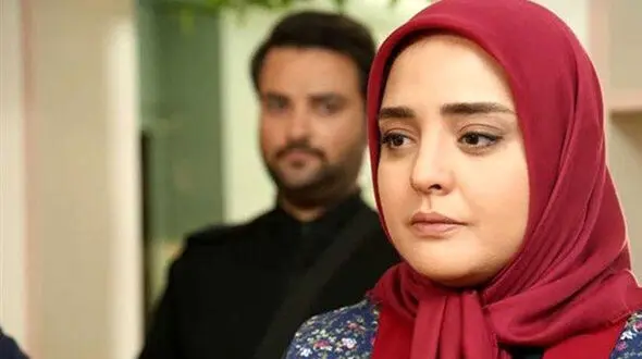 نرگس محمدی با چهره جدید در سلفی با دوستانش / پشت صحنه نمایش چه خبر بود؟ + عکس
