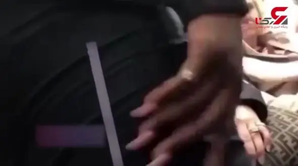 درگیری دو زن بر سر صندلی هواپیما / زن باردار کتک خورد+ فیلم