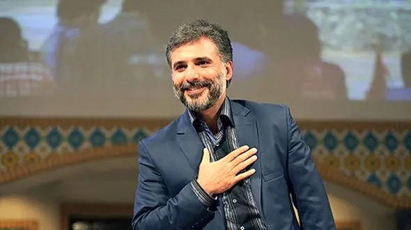 جواد هاشمی: مذهبی‌ام اما جین می‌پوشم