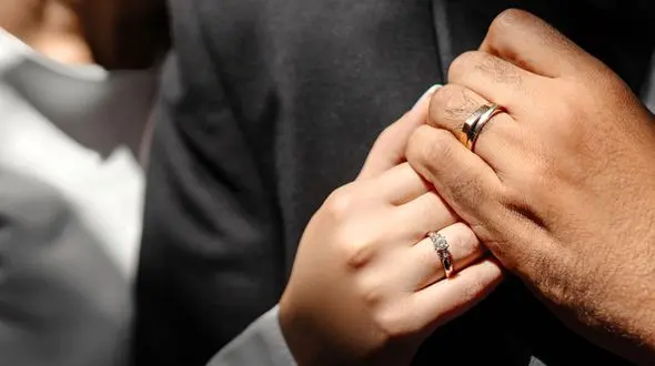 رونمایی از اولین ازدواج 2 نماینده مجلس با هم در ایران / ؛ عروس خانم از  داماد 5 سال بزرگتر هستند + عکس و تارخ تولدشان