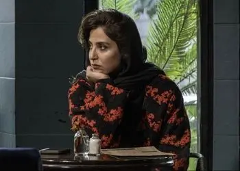 استایل خاص آناهیتا افشار بازیگر سریال برتا داستان یک اسلحه بیرون از سریال