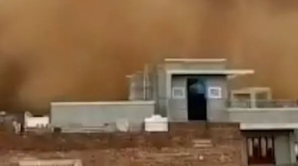 از جنگ تا طوفان
