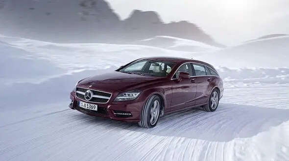 وقتی لوکس بودن با هیجان ترکیب می‌شود؛ حرکات نمایشی CLS500 + فیلم