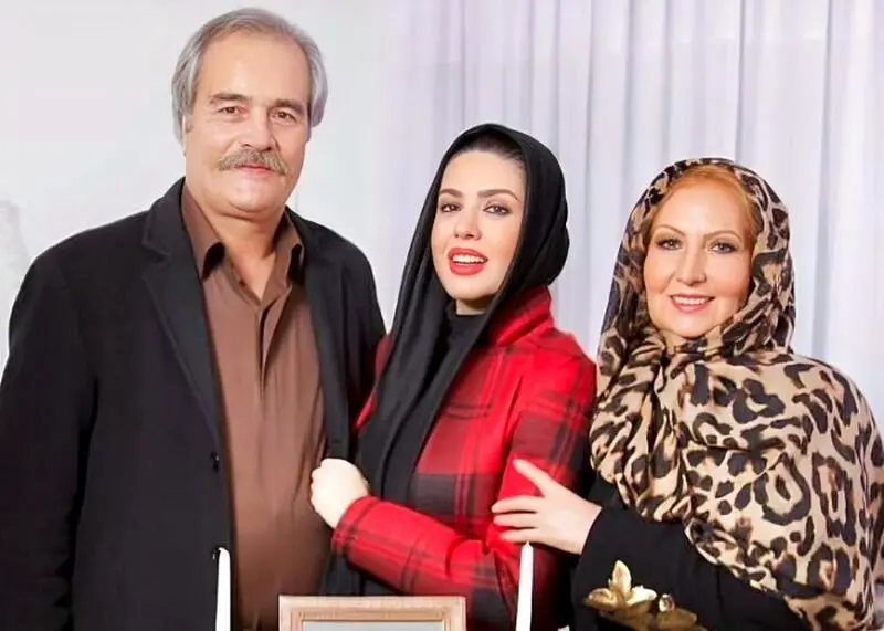 خانواده نازنین کریمی