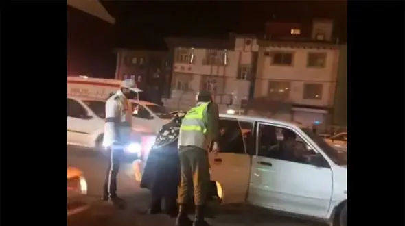 اقدام زیبای پلیس راهور در رشت + فیلم