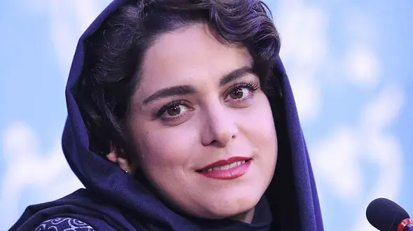  غزل شاکردی و ژست متفاوت شاعرانه/ عکس 