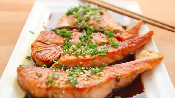 کدام مواد غذایی سرشار از کلاژن هستند؟/تقویت ساختار استخوان ها
