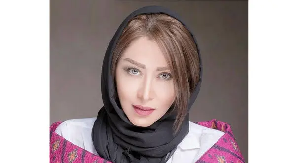 سارا منجزی پور در زیباترین لباس جشن حافظ / خانم بازیگر گاندو حسرت برانگیز شد !