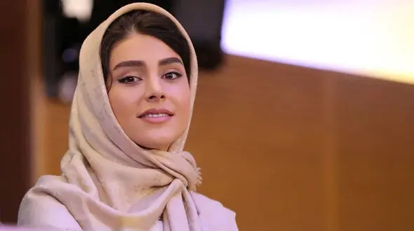 عکس خاص و دیدنی لاله مرزبان در دل طبیعت / خانم بازیگر را در این عکس نمی شناسید ! 