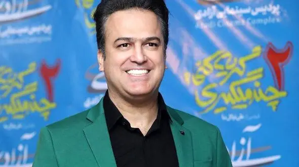 (عکس) سفر در زمان؛ «حامد آهنگی به همراه همسر و پسرش در شیراز»؛ دهه 90
