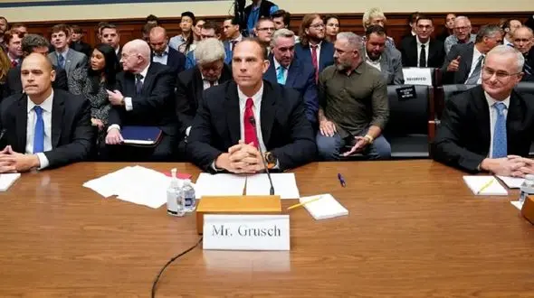 اعتراف افسر اطلاعاتی آمریکا به زندگی موجودات فرازمینی در زمین + فیلمی که دنیا را متحیر کرد