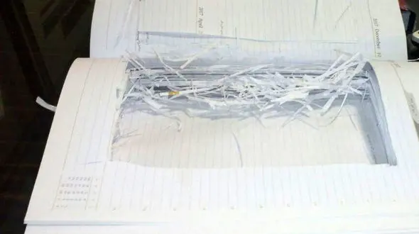 سر رسید مسافر پرواز مشهد - کیش! جاساز مواد مخدر بود +عکس