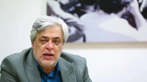 محمد مهاجری : 400 حزب ورشکسته و بیکار سیاسی در ایران داریم/ تاسیس حزب در کشور آسانتر از راه اندازی مغازه ساندویچی است!
