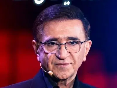 فیلم/ طلایی ترین نصیحت دکتر انوشه برای هر سن و سالی که هیچ روانشناسی بهت نمیگه: «جوان عزیز، بالاخره یه روز از قیافه می افتی، وفاداریه که می مونه!»