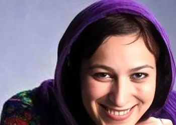 فیلم/فلامک جنیدی: عروسی مان را خیلی ساده در ایران گرفتیم نه لندن؛ گلایه بامزه بهنوش بختیاری از دعوت نشدن به مراسم دوست 20 ساله اش