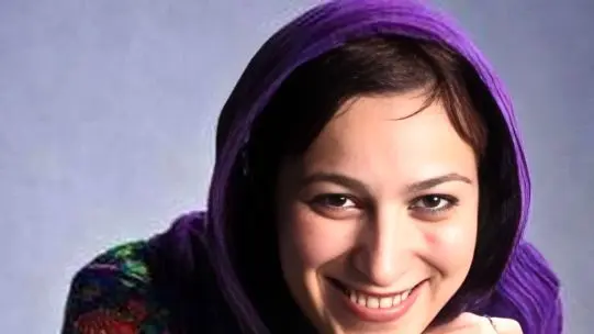 فلامک جنیدی: عروسی مان را خیلی ساده در ایران گرفتیم نه لندن؛ گلایه بامزه بهنوش بختیاری از دعوت نشدن به مراسم دوست 20 ساله اش