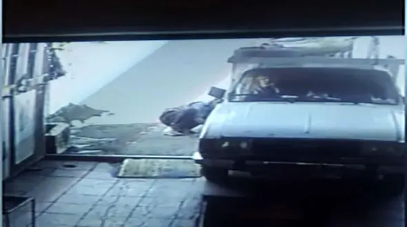 فیلم قبض روح شدن عجیب مرد زنجانی در تعویض روغنی