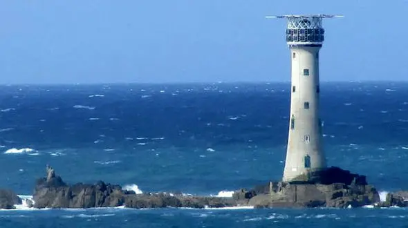 یادداشتی عاشقانه در بطری رها شده در اقیانوس به سرانجام خوشی رسید + عکس