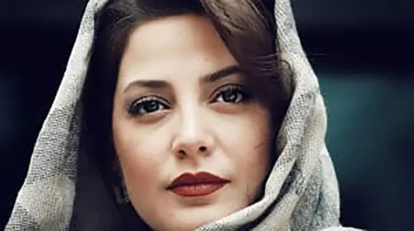 عکس ها / یادی کنیم از سیگار کشیدن نامتعارف خانم بازیگران ایرانی/ از  طناز طباطبایی تا لیلا حاتمی و ...