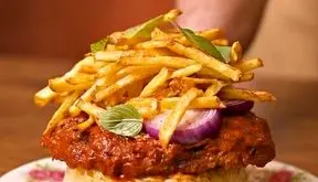 خوشمزه ترین کباب تابه ای عمرت رو بپز / فیلم